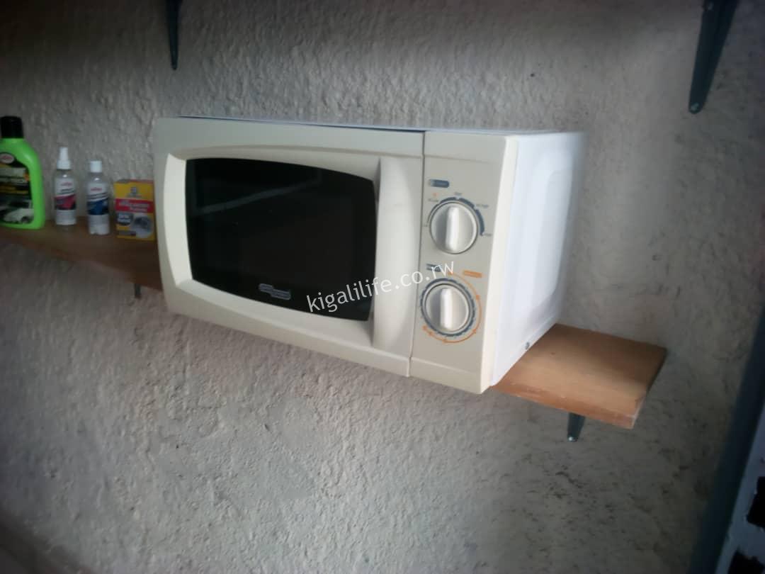 nostalgia microwave white