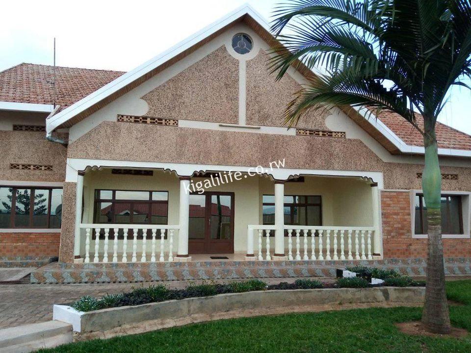 4 Bedrooms furnished house for rent in Kimironko at 500k