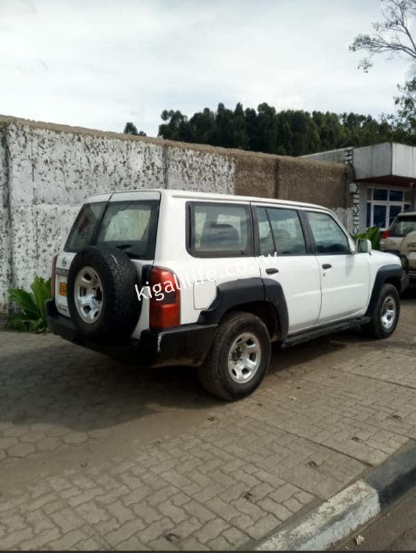 Nissan Patrol 2005 Manuel For Sale At Rwf9 000 000 nissan-patrol-2005-manuel-for-sale-at-rwf9-000-000